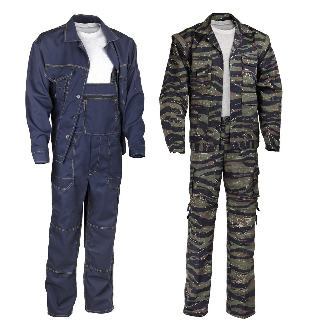 Combinaison de travail bleu marine à bretelles et tenue militaire camouflage